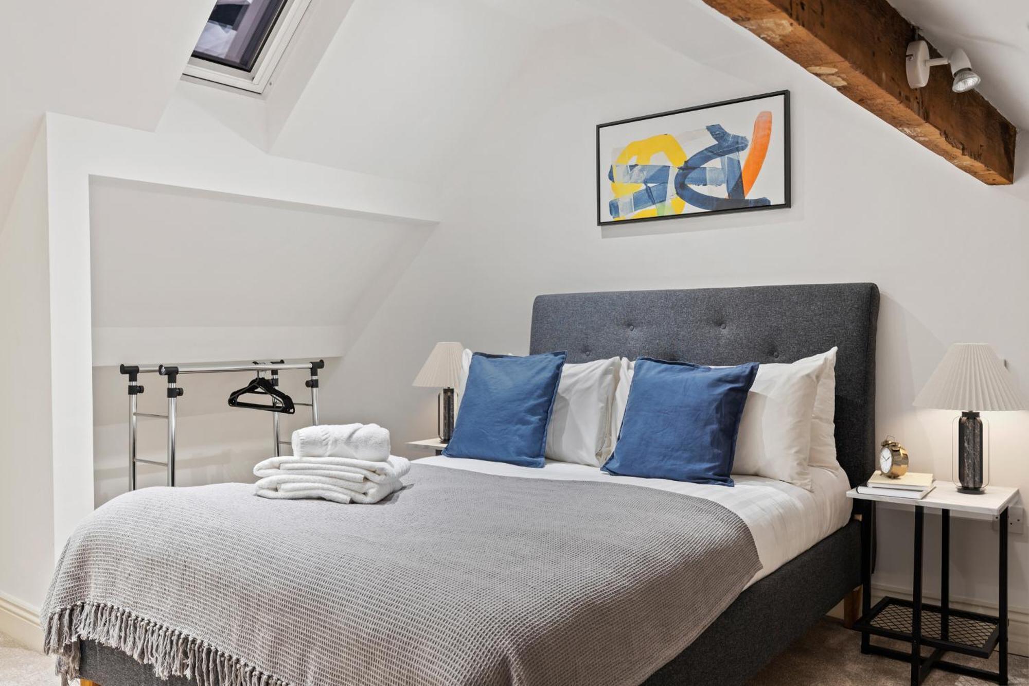 Heavenly - Queen's Gardens Apartamento Londres